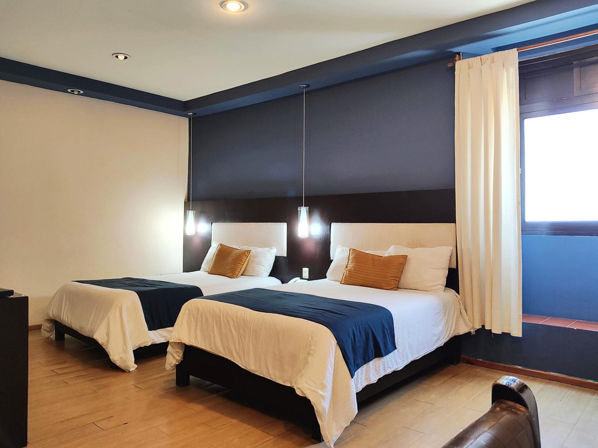 Hotel Jardines Del Centro San Cristóbal de Las Casas Exteriör bild