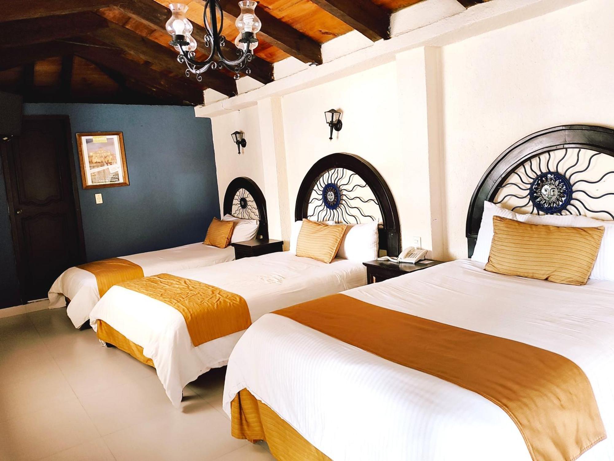 Hotel Jardines Del Centro San Cristóbal de Las Casas Exteriör bild
